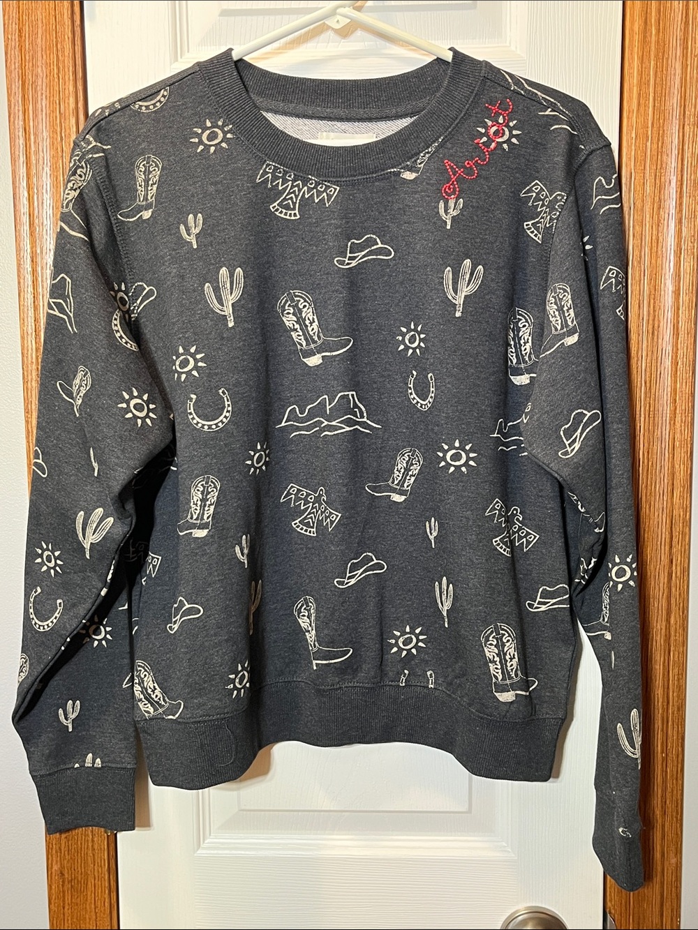 Ariat Crew Neck Long Sleeve Sweatshirt Black Heather Western Print Women’s Med